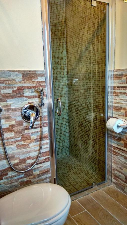 Bed and Breakfast Le Rondini Di San Donato Lucca Exterior foto